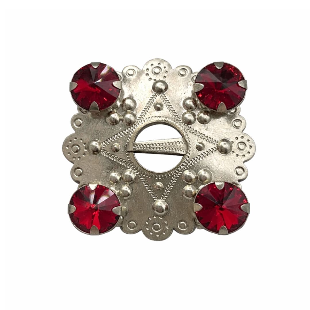 4 silmaga suurem prees - Punane