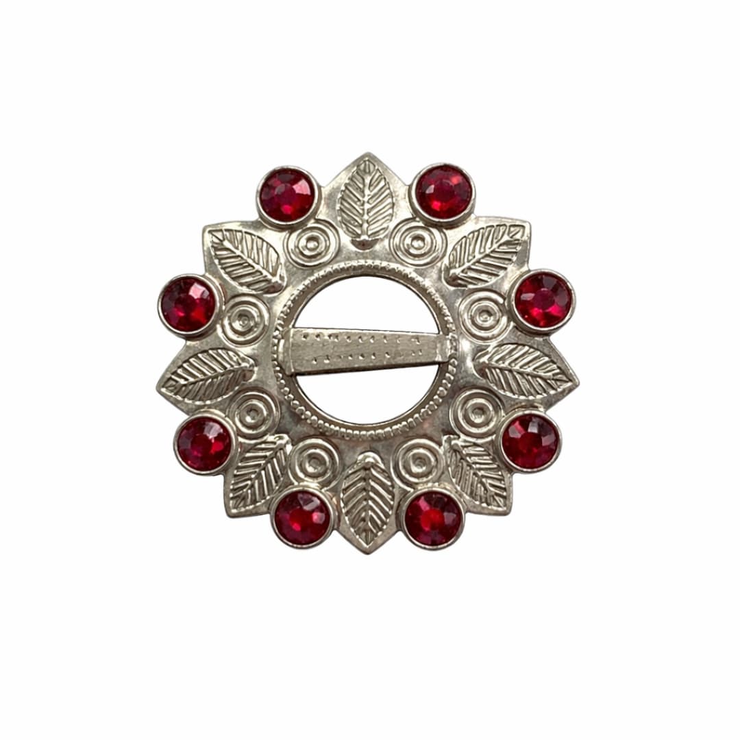 8 väiksema silmaga prees - Punane III