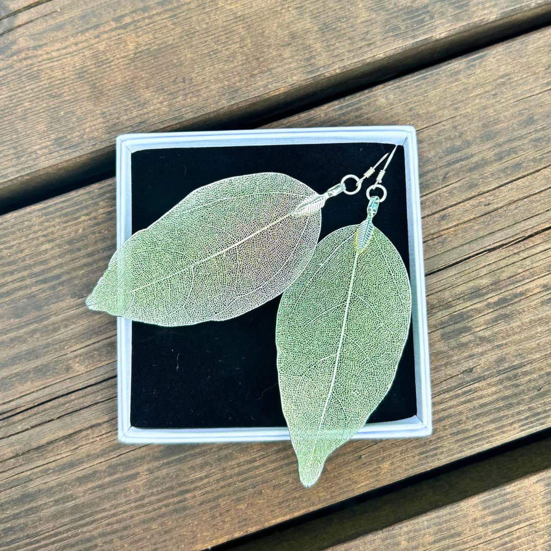 Kõrvarõngad - Light Green Leaf II