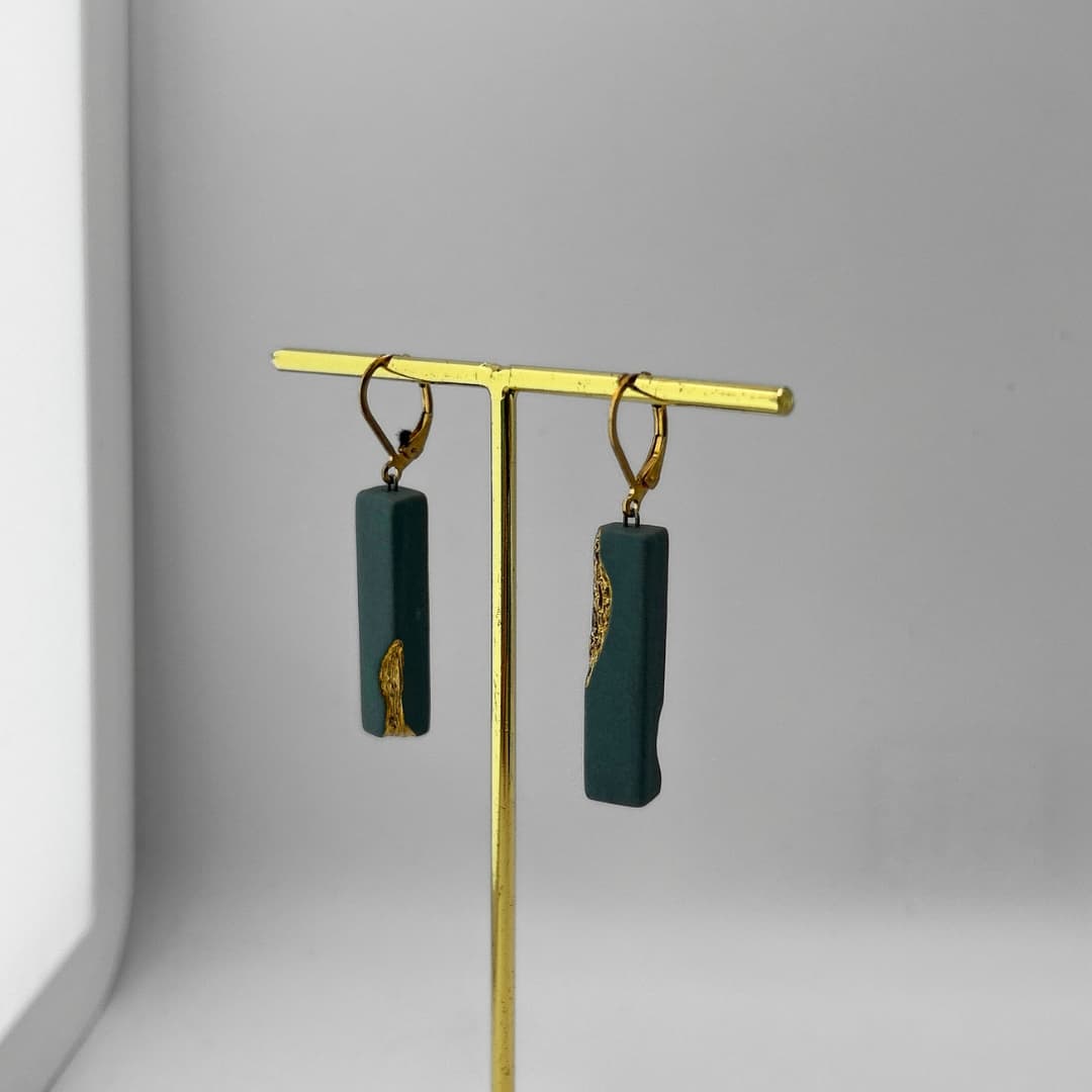 Stuudio Ankoopi kõrvarõngad - Rohekad-kuldsed