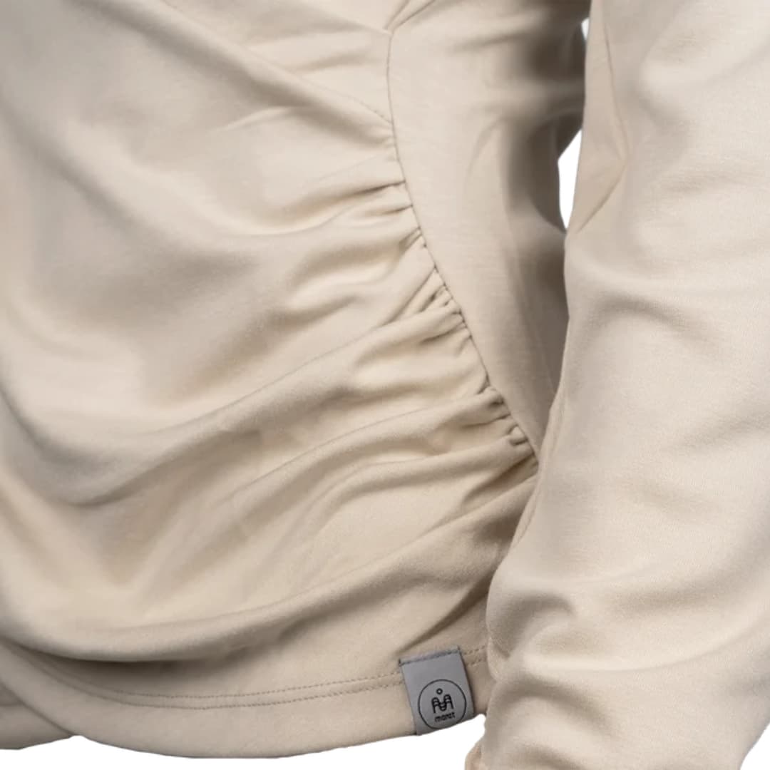 Marat kapuutsiga naiste pusa - Beež