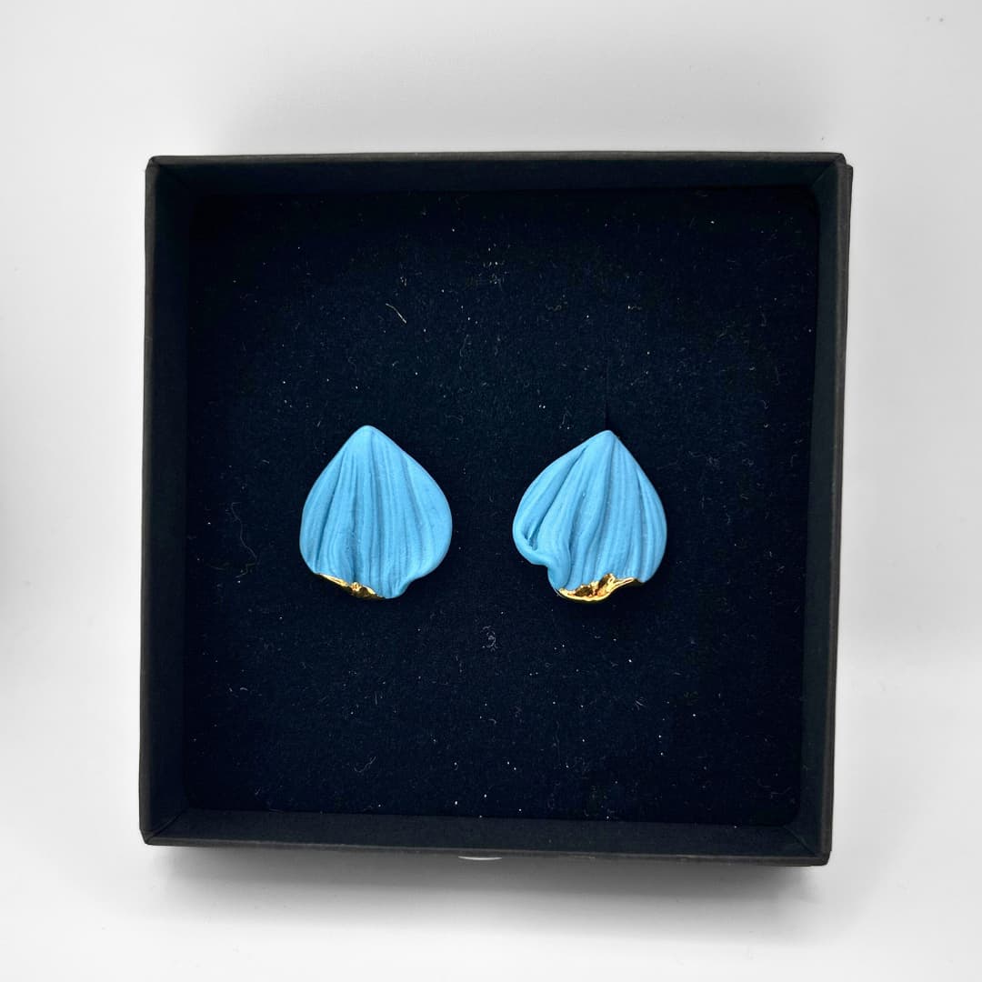 Stuudio Ankoopi kõrvarõngad - Helesinised lehed