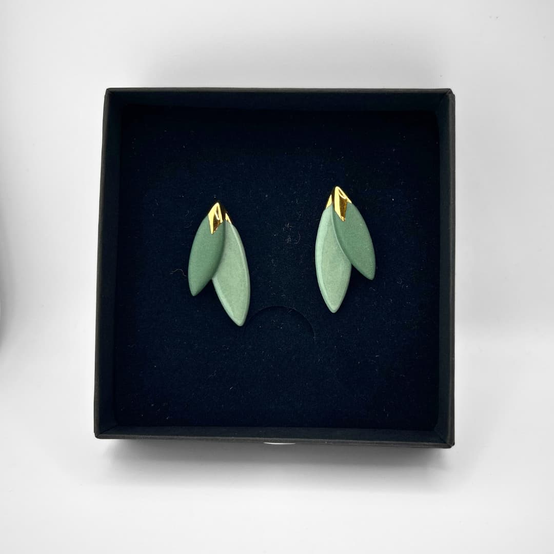 Stuudio Ankoopi kõrvarõngad - Hele ja tumerohekas