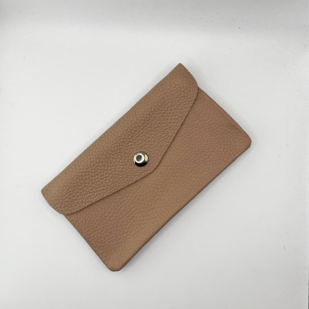 Nahast suur rahatasku Trinity - Helepruun