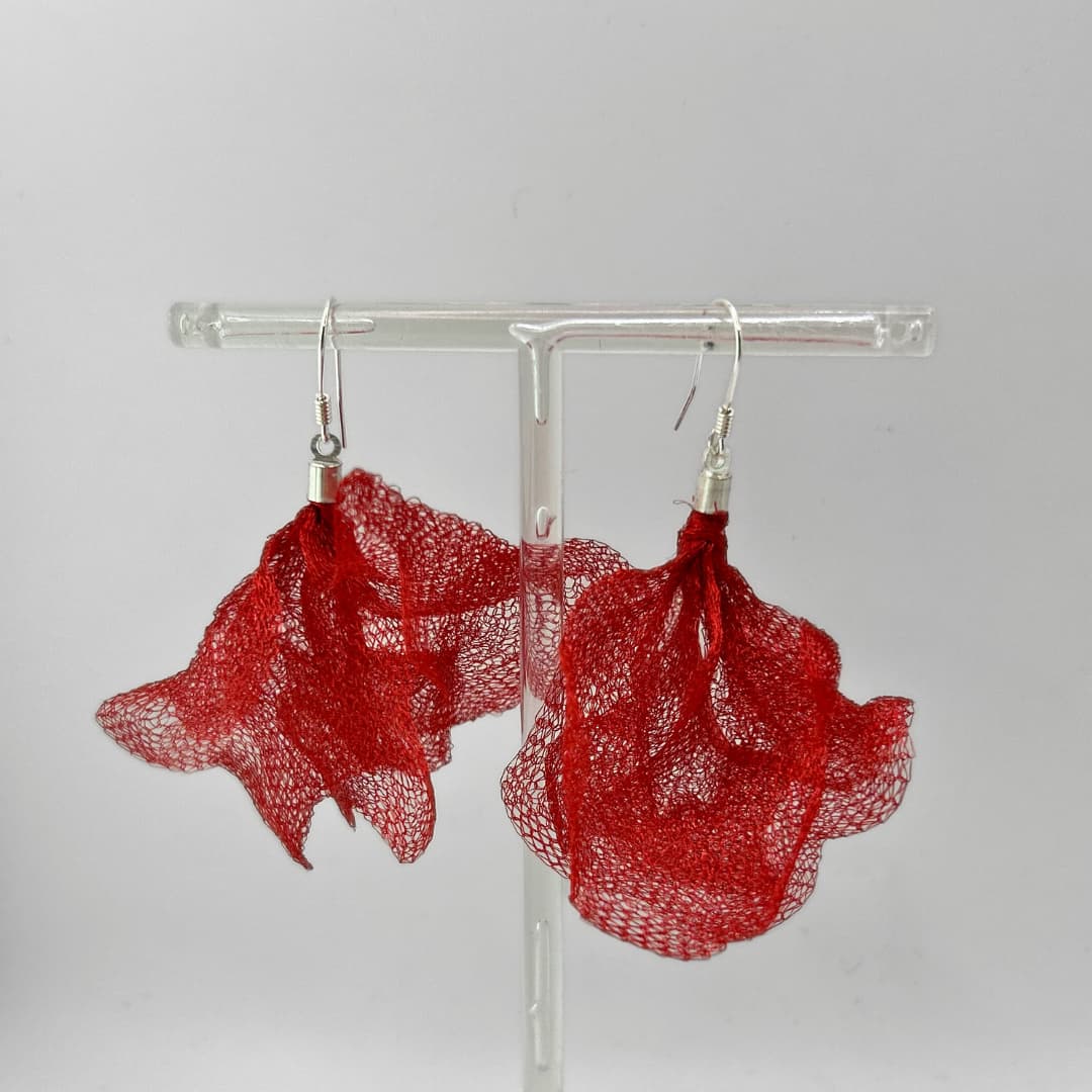 Veil of Dreams kõrvarõngad - Punane