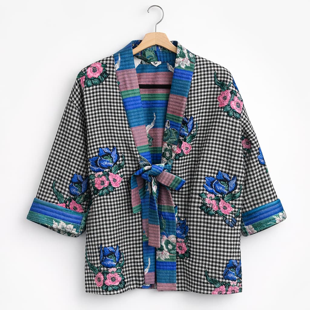 Must-valge jakk - Lilleline