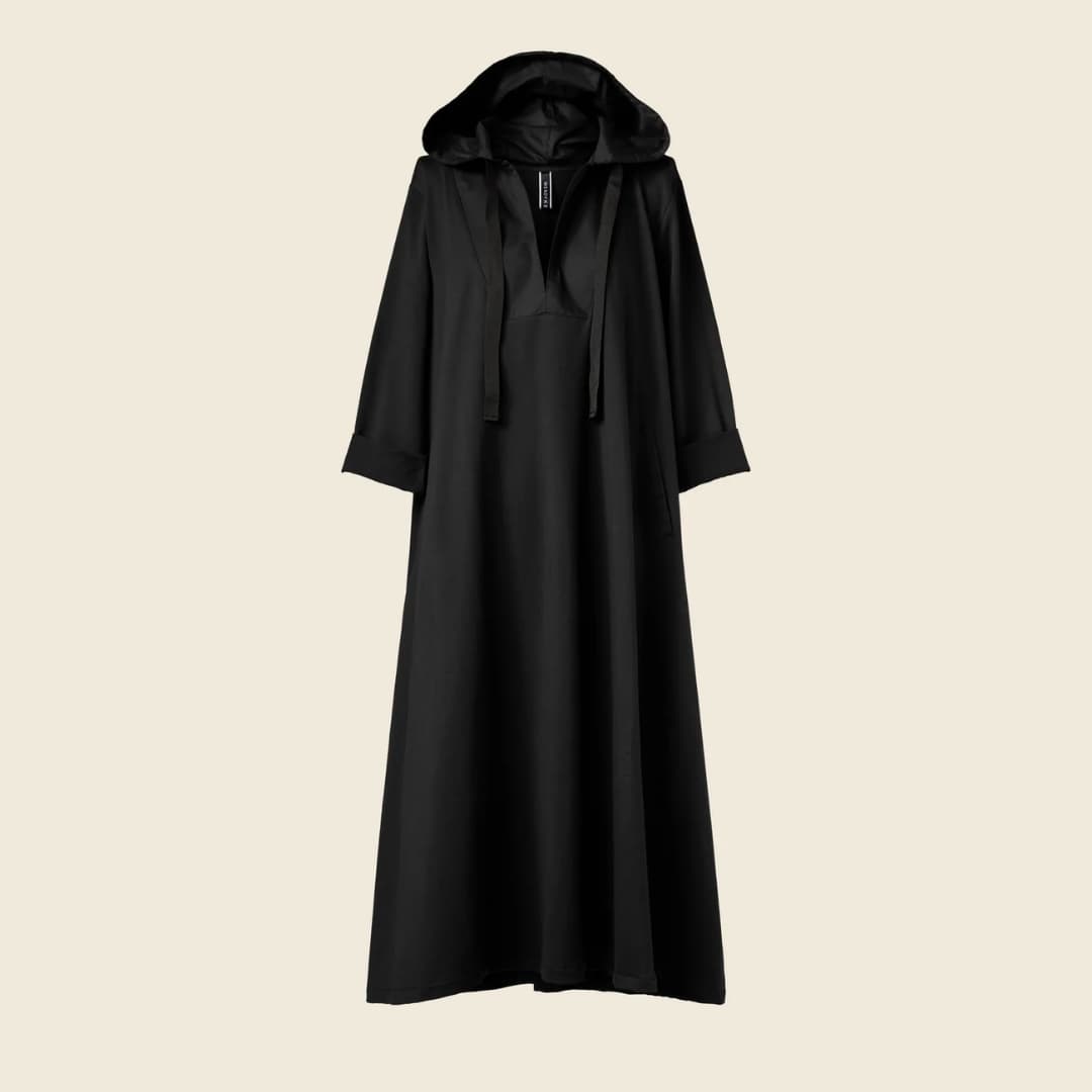 Kapuutsiga kleit - Must