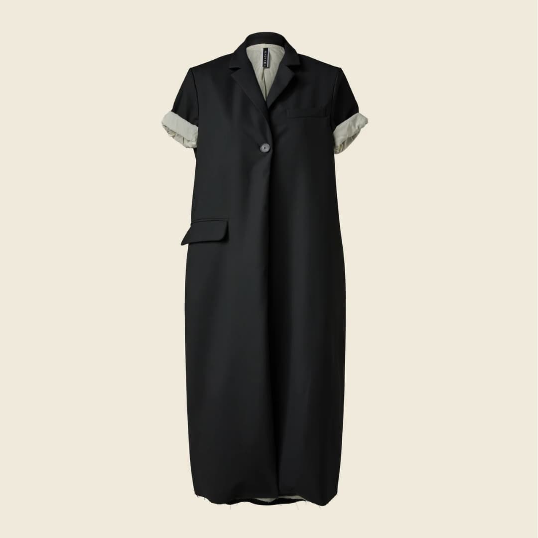 Pikk bleiser lühikeste varrukatega - Must