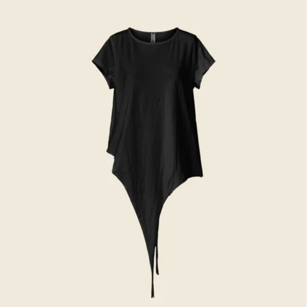 Terava äärega t-särk - Must