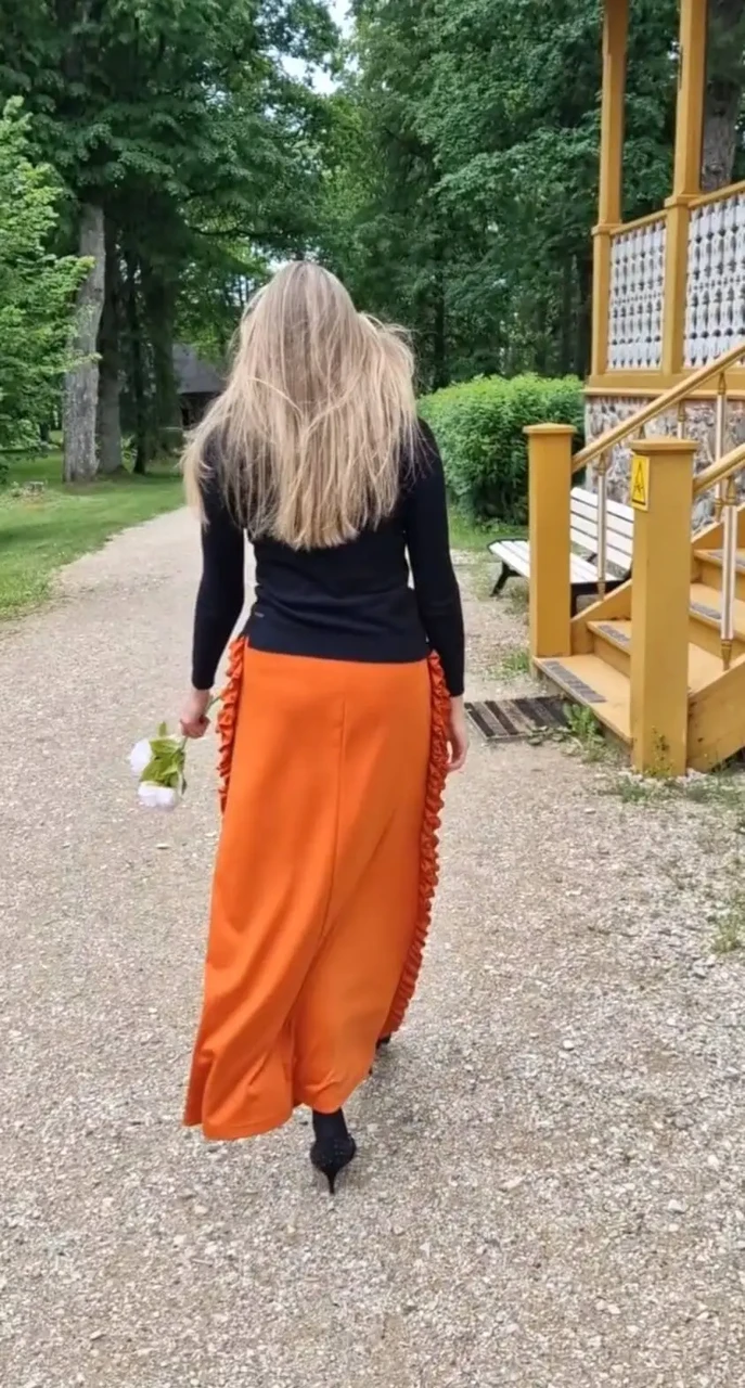 Oranž volangidega seelik - Pilt 3